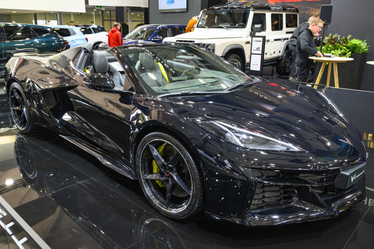 Why does GM's stock suffered a major blow in revenue