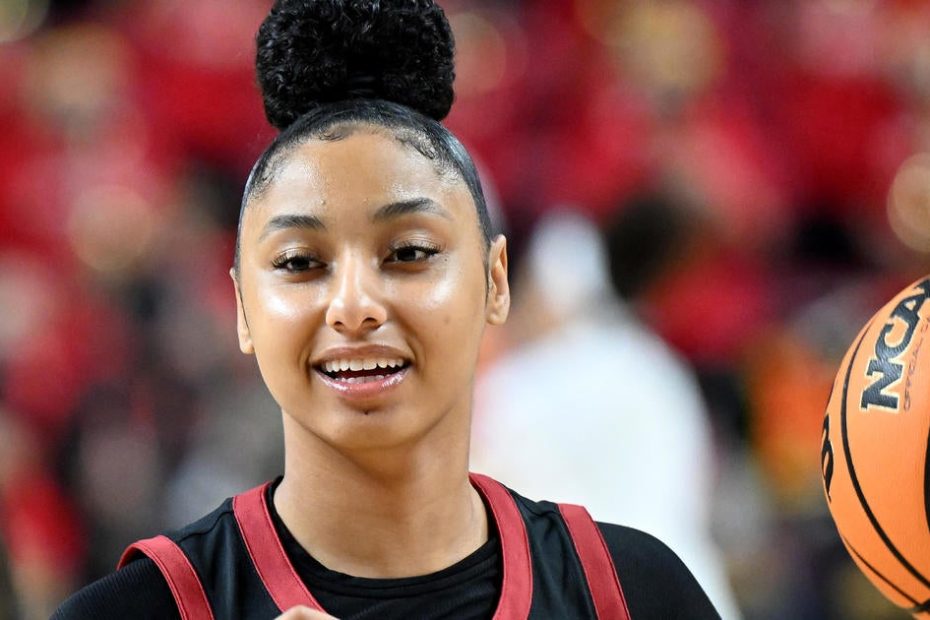 Women's college basketball teams will get paid to compete in NCAA tournament