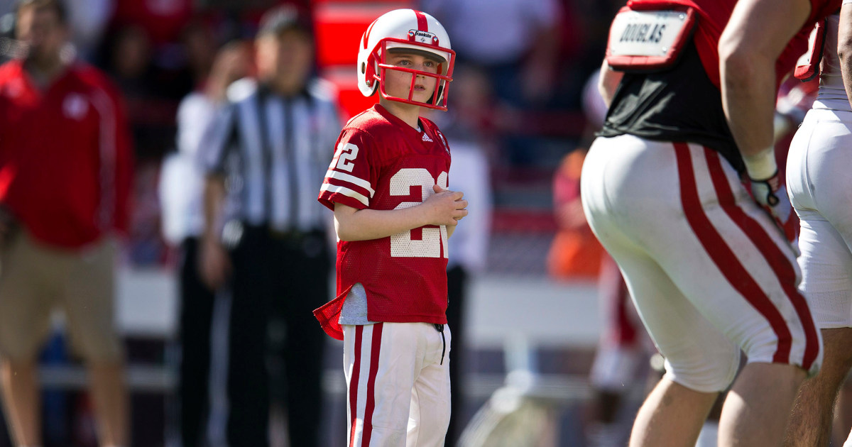 Young cancer patient whose Nebraska football touchdown infected millions dies at 19