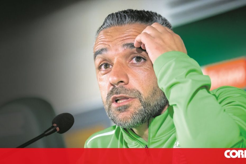 ‘Se fôssemos ao mercado e procurássemos cada jogador lesionado, teríamos 50 jogadores’: Rui Borges sobre lesões que afetam a equipa - Futebol