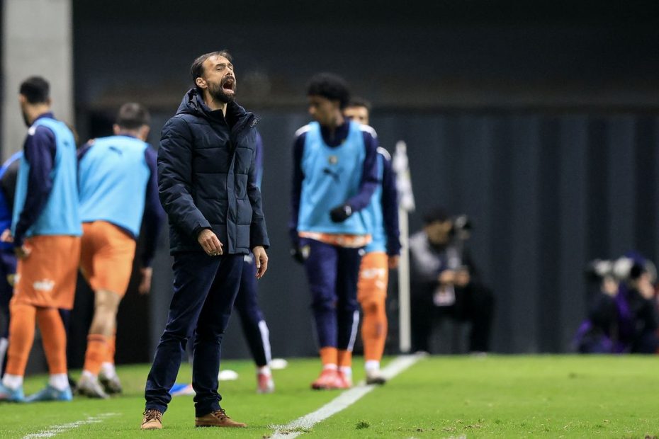 A confiança e o respeito de Hugo Oliveira pelo Derby: "A vitória nunca é uma equipe frágil"
