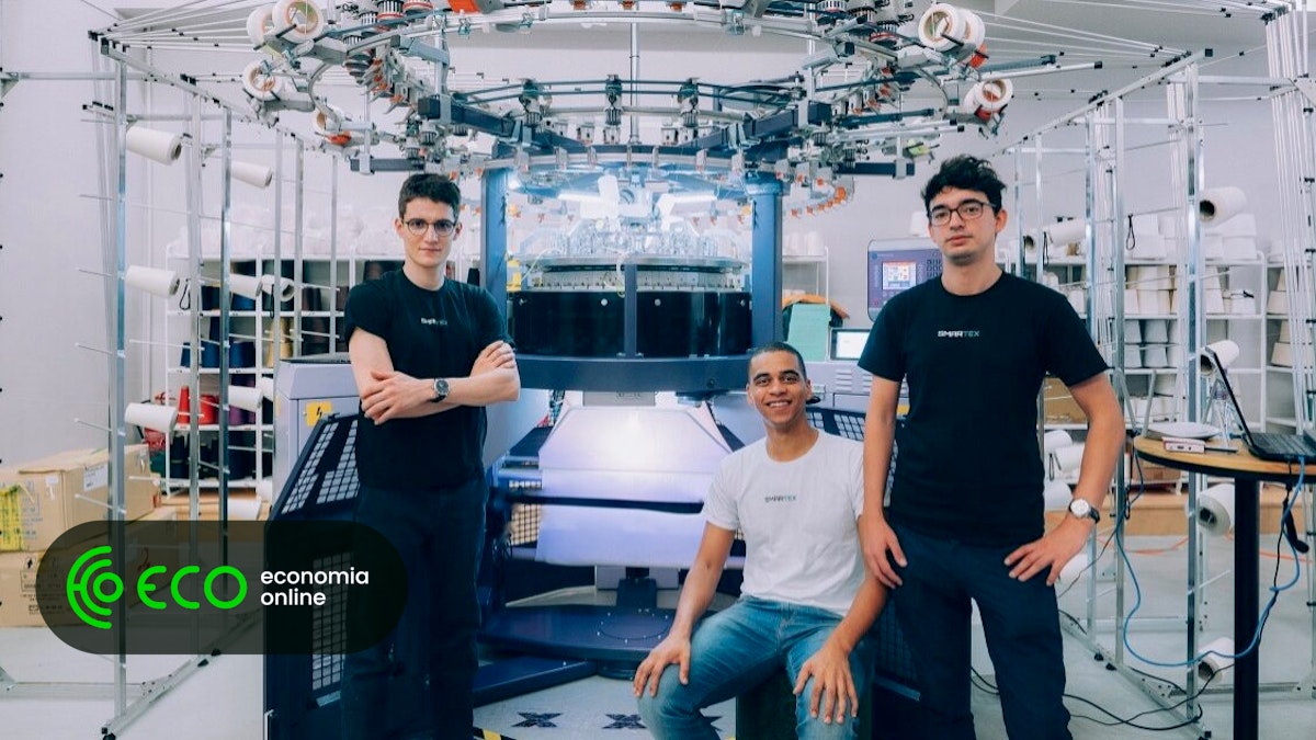 A cúpula do vencedor da web realizou uma nova reorganização e reduziu 25 % dos trabalhadores