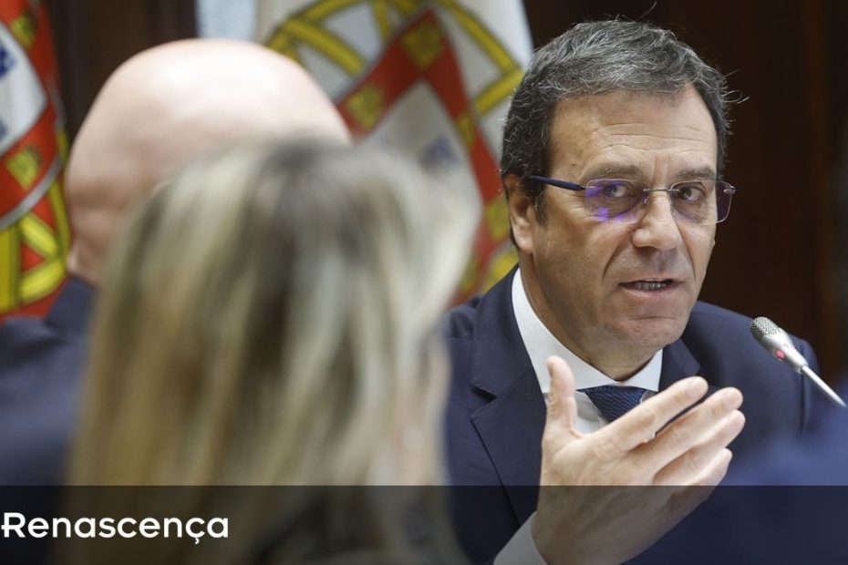 A entidade transparente constituiu dois agentes imobiliários em Hernani Dias