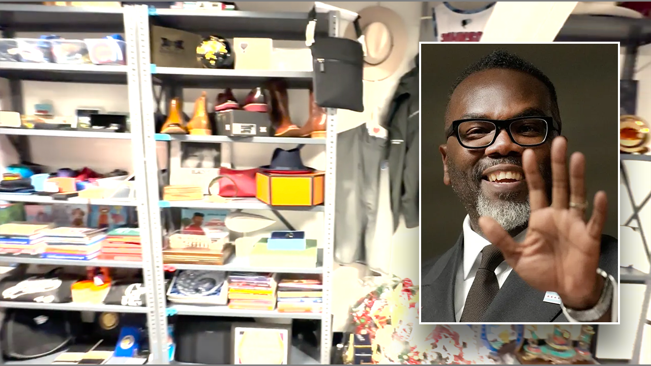 After the watchdog marks ethical issues, see the “Gift Room” inside Chicago