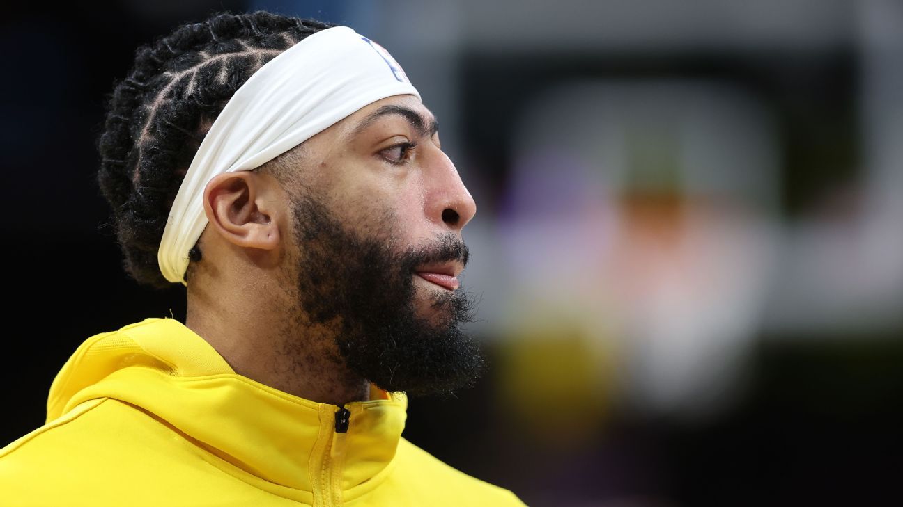 Anthony Davis was “shocked” by trade; the Mavericks made their debut
