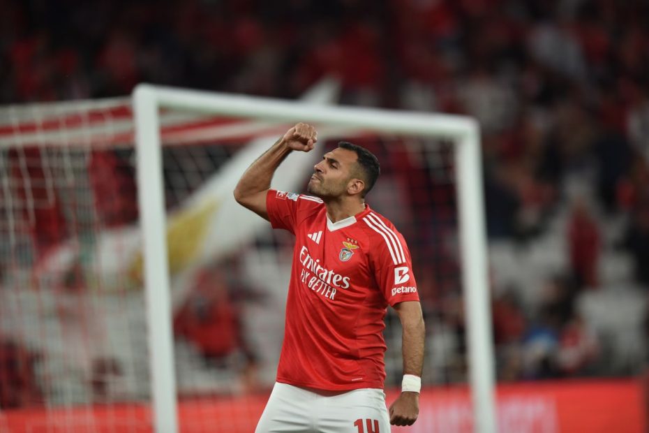 Benfica-Morerense, 3-2 do Benfica, "Golo", uma nova carta do alfabeto grego