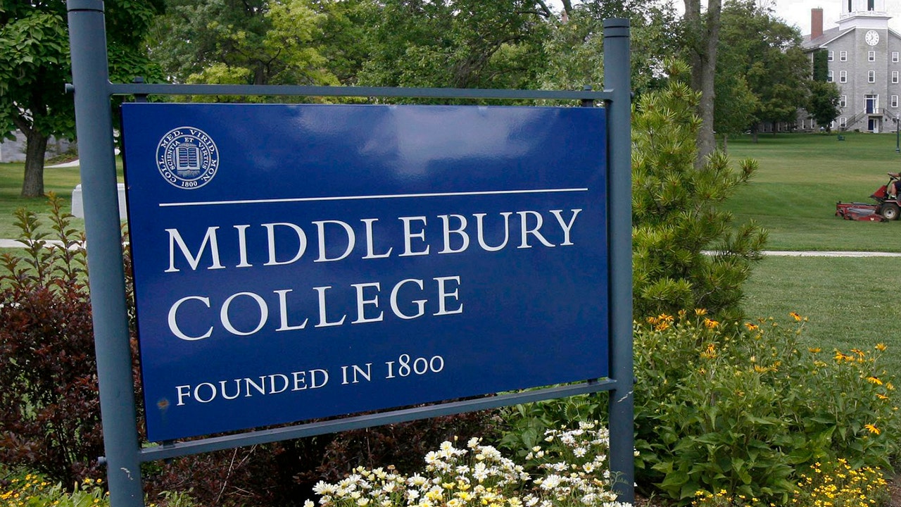 College graduate speaker told the audience to donate to the nearby world instead of university