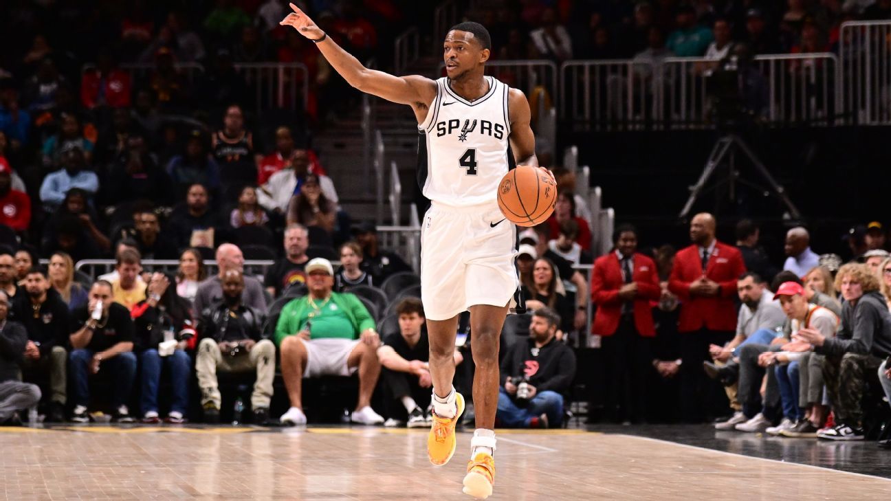 De'aaron Fox enjoys historic Spurs debut in victory over the Hawks