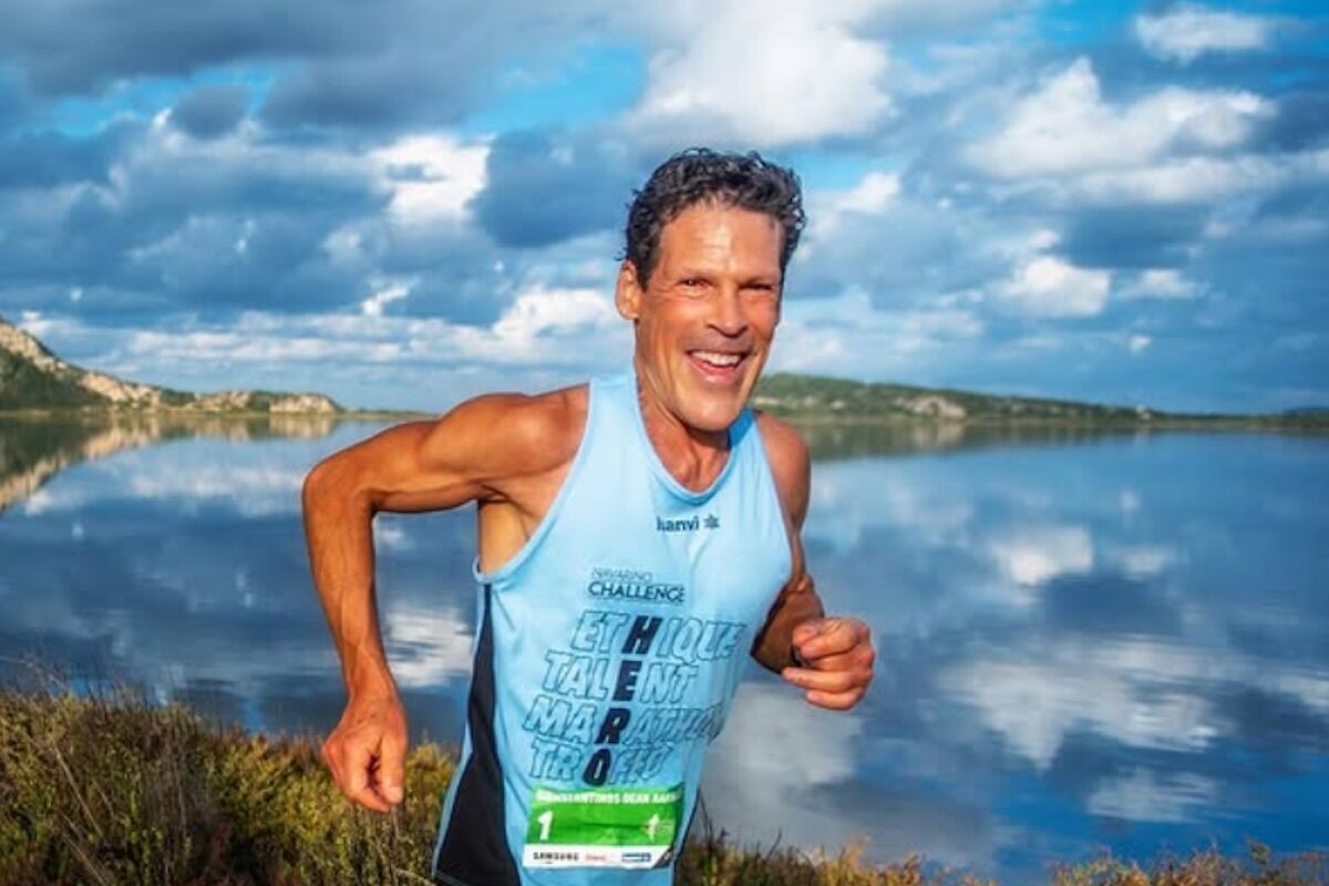 Dean Karnazes continuou dirigindo 563 quilômetros. Demorou três dias e meio