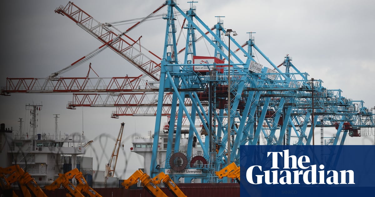 Fallen in the middle: British companies prepare for Trump's influence in global trade war | International Trade