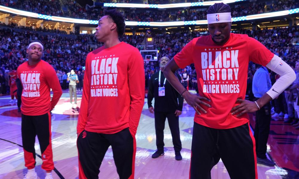 Fans of the Toronto Raptors chased the U.S. national anthem after the Donald Trump tariff