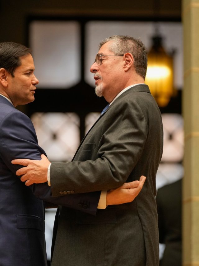 Guatemala agrees to increase acceptance of U.S. deportation flights | Immigration News