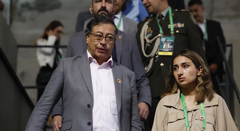 Gustavo Petro longe de contrabandistas detidos em Portugal