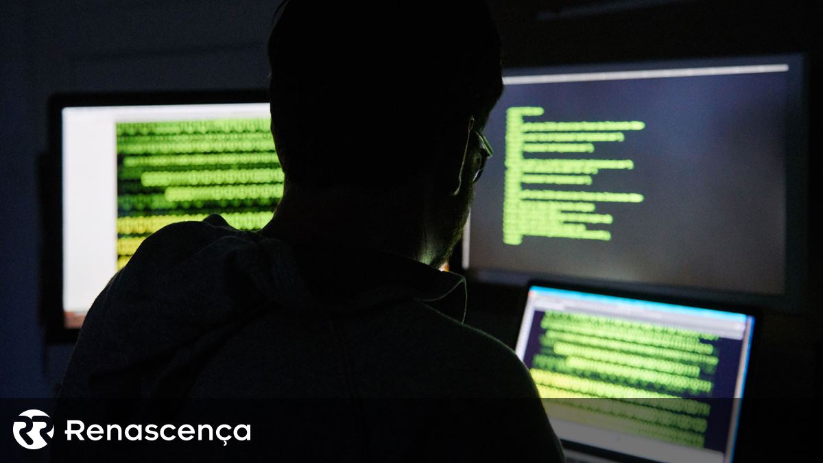 “Hacker” que forjou sites bancários julgados em Coimbra