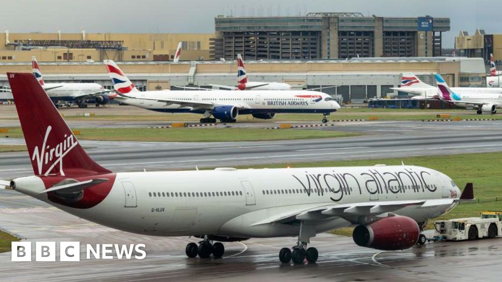 Heathrow Airport expands two terminals before runway 3