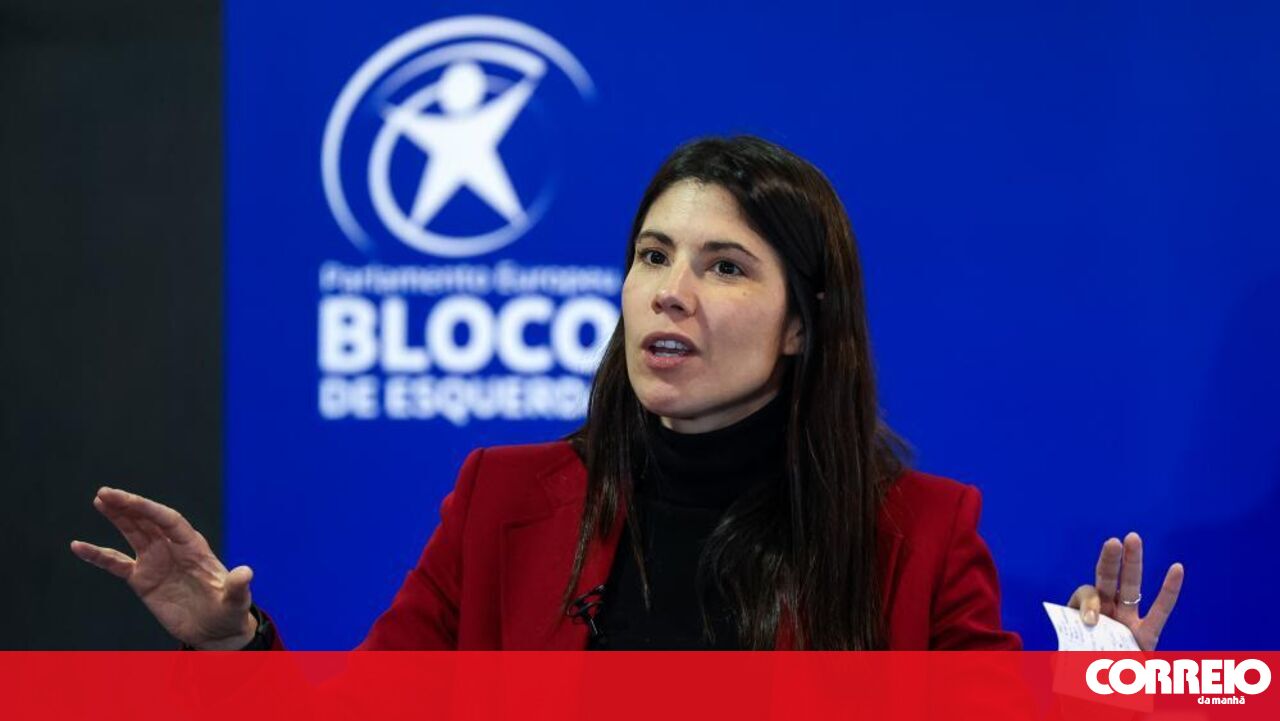 Mariana Mortágua Dawn, com Adelina e Fernanda para obter 711