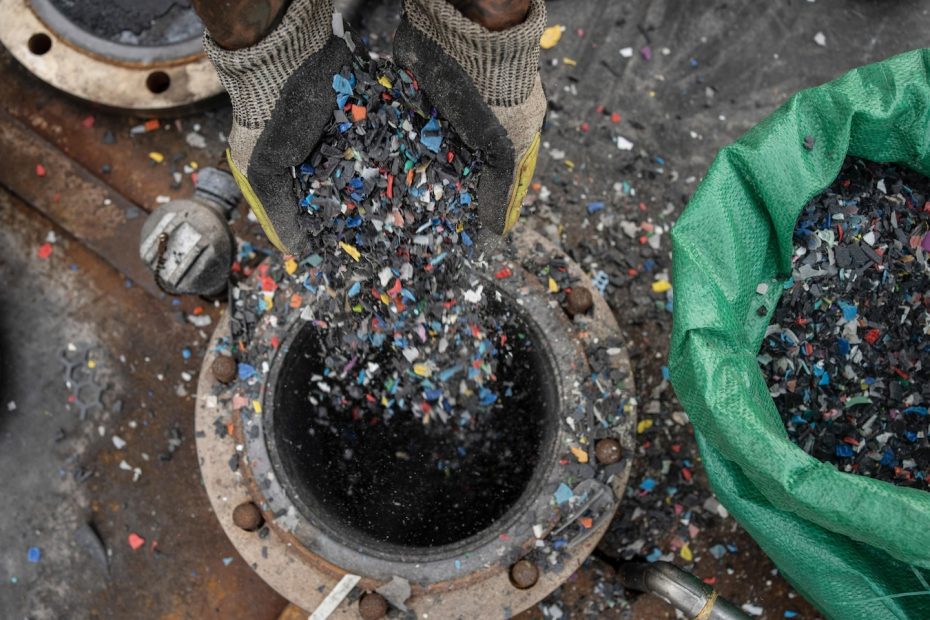 Mexico startups solve plastic waste by converting it into fuel