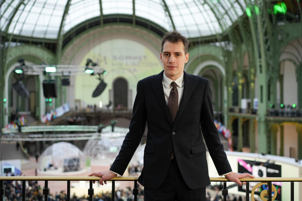 Mistral starts business