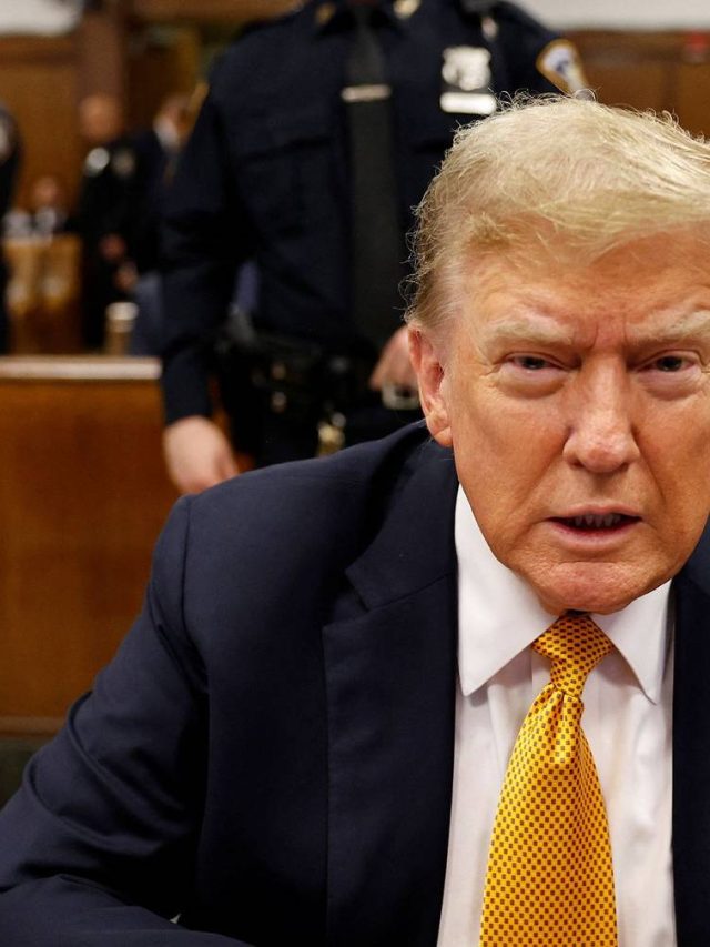 Os agentes do FBI lidam com as tentativas do governo de identificar a investigação de Trump
