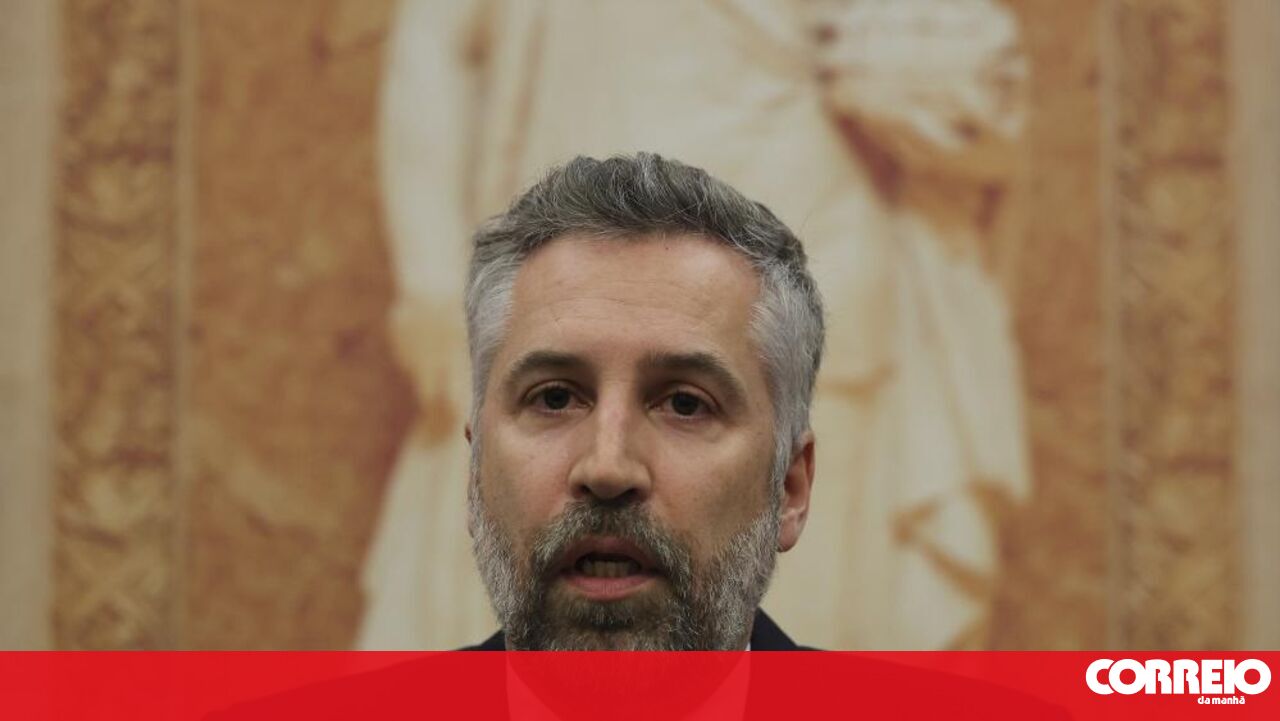 PS Head disse que só sabia que o PM havia entregue o registro de clientes – política