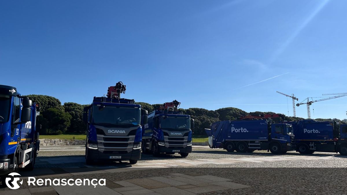 Porto compra dez novos caminhões de coleta de lixo