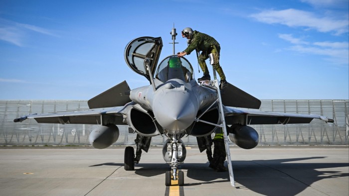 Post-war Ukraine France and Britain plan to support “reliance force” with air force