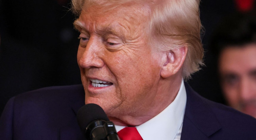 Reconstrução “lenta e cautelosa”. Trump insiste na entrega aos Estados Unidos