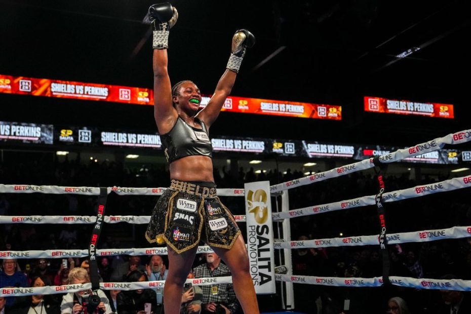 Shields dropped Perkins as an indisputable heavyweight champion