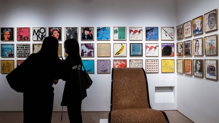 Sotheby's ax of the ax of mainland China China e -commerce business is weak due to demand