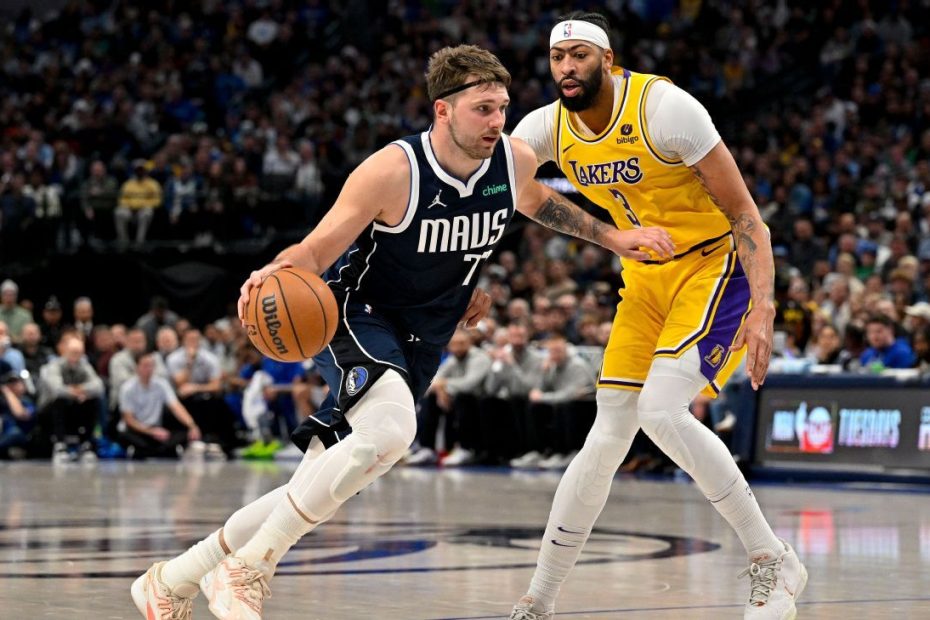 Source-Mavericks will be traded to the Lakers by Mavericks and replaced with Anthony Davis
