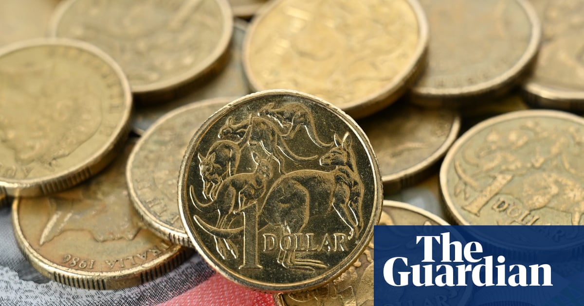 The Australian dollar fell, and ASX declined because people's concerns about the trade war spread to Donald Trump's tariffs | Business