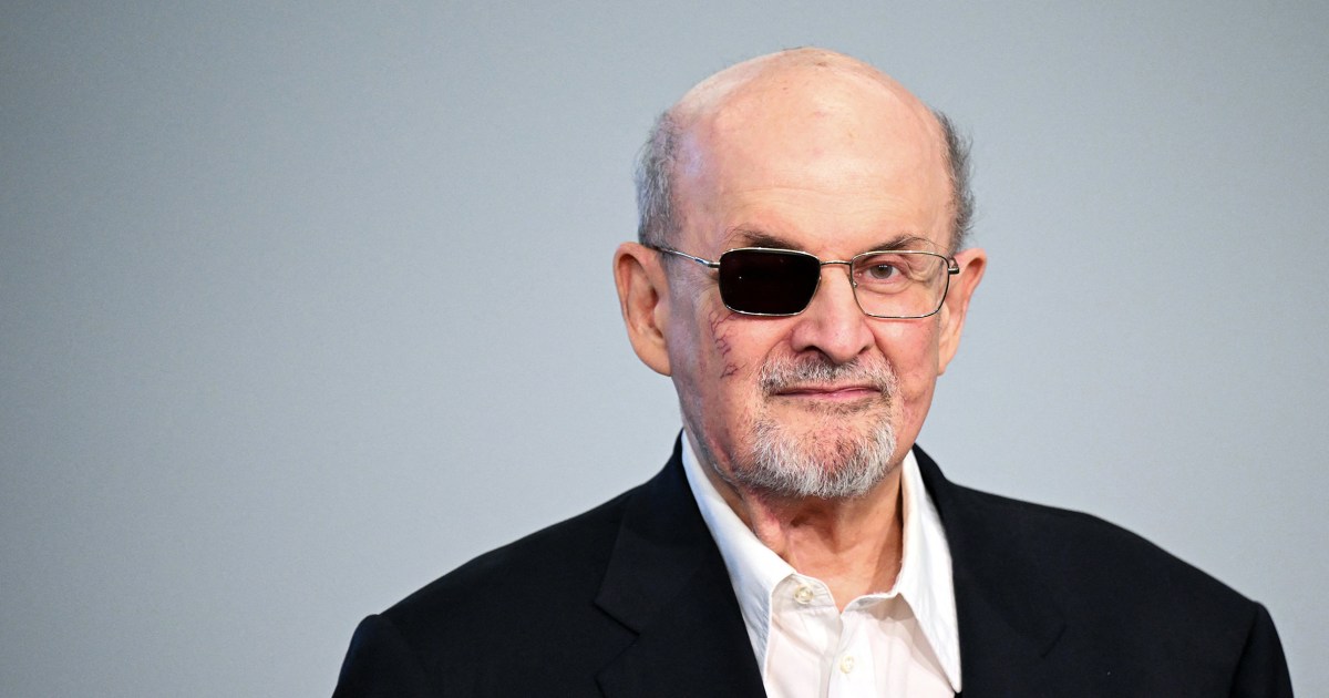 The man who was charged with Salman Rushdie will be tried soon. The author will stand up