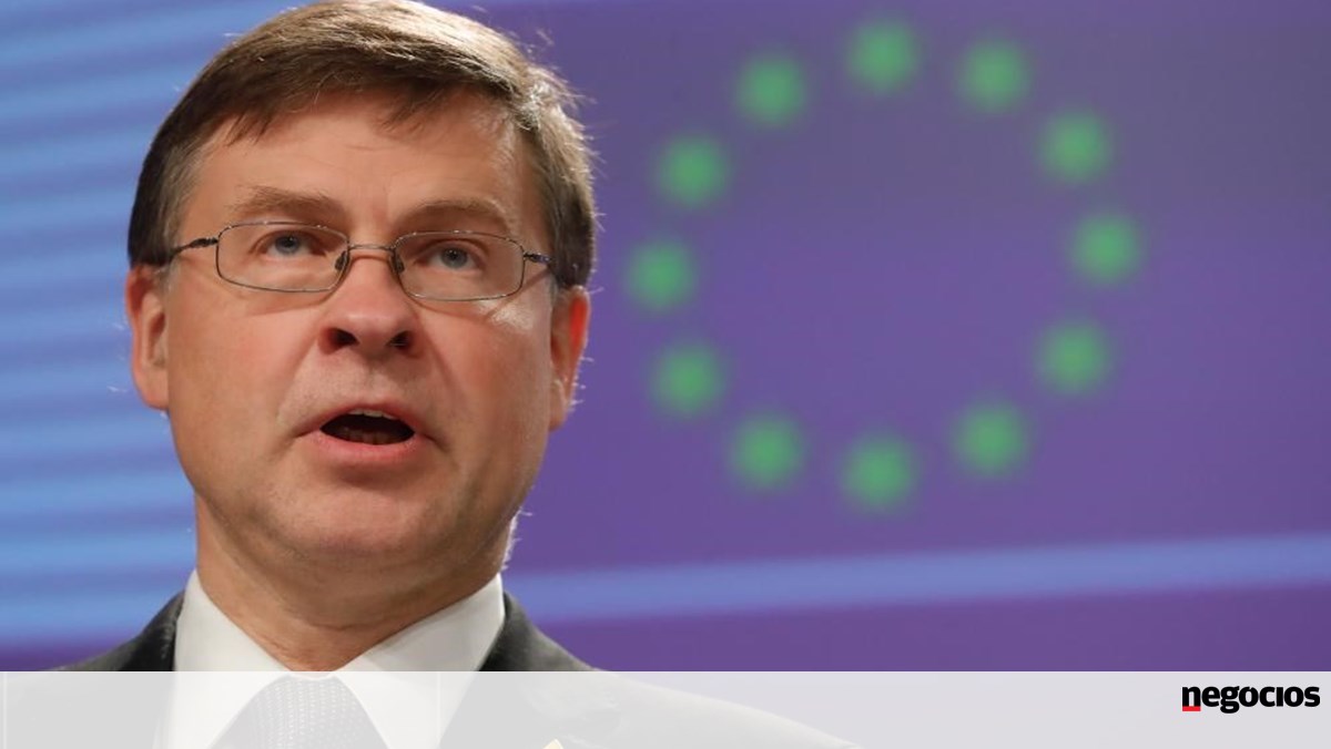 As estimativas de Bruxelas para o excedente pioraram este ano, com um déficit de 0,6% em 2026 – UE