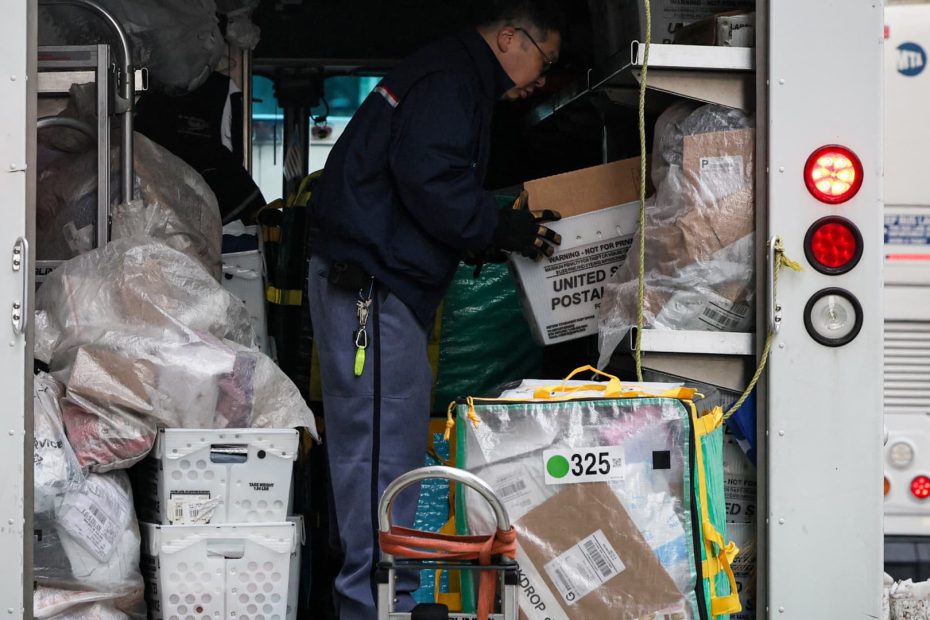 USPS temporarily suspended some inlet software packages from China, Hong Kong, Hong Kong