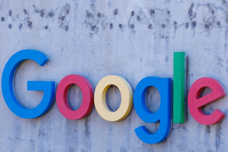 With the upgrading of trade tensions, China has announced measures against Google and other American companies