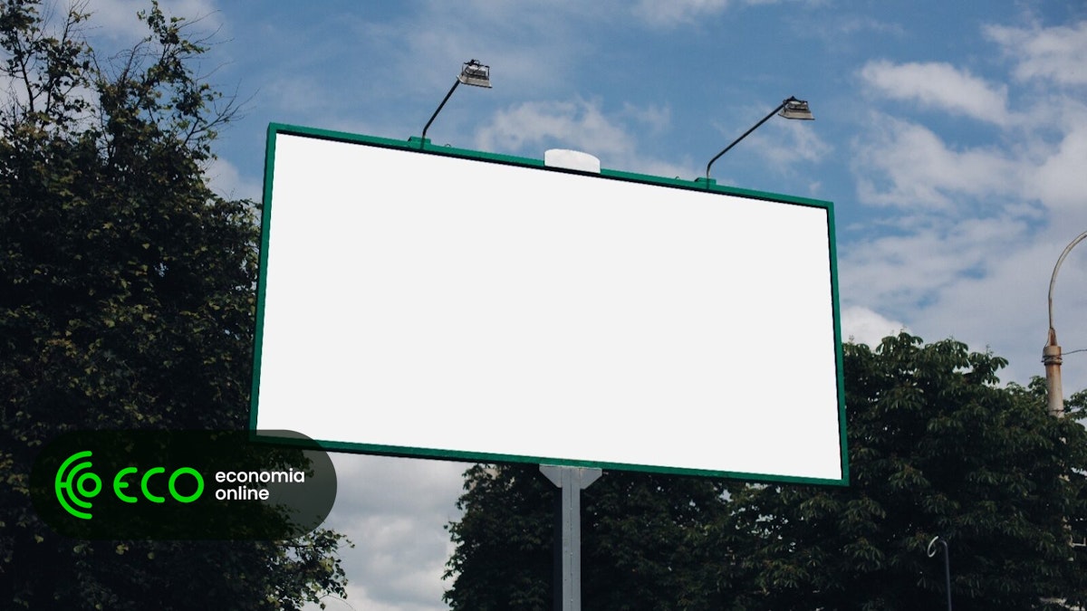MOP, JCDecaux e DreamMedia ao ar livre com publicidade fraudulenta de crédito – Eco