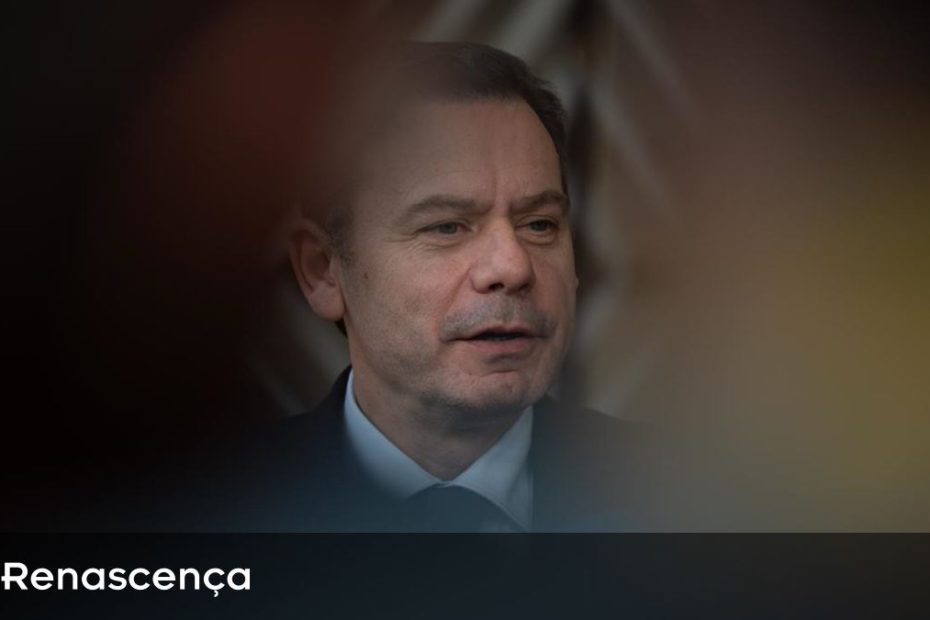 A publicidade será reforçada, mas os problemas do Montenegro não desaparecerão