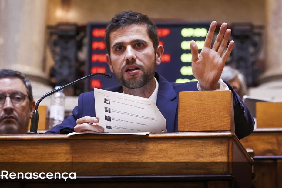 O PSD fornecerá "apoio muito forte" ao Montenegro. Alianças não são temas diretos