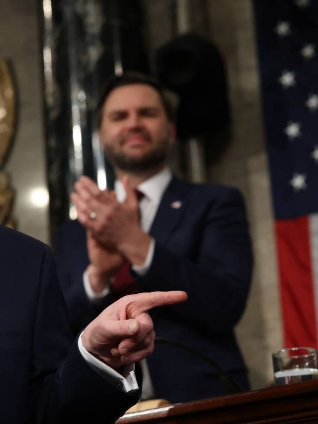 Trump tenta convencer investidores e almíscar republicanos a cortar impostos