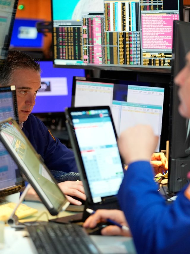 Automakers suspend financial guidance amid tariff uncertainty | Business and economics |