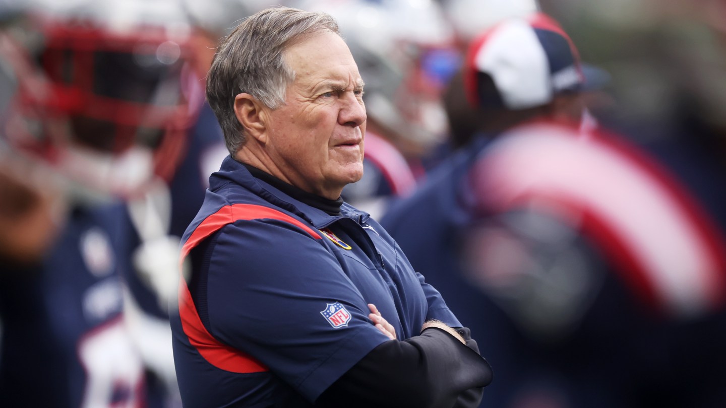 Bill Belichick criticizes CBS News