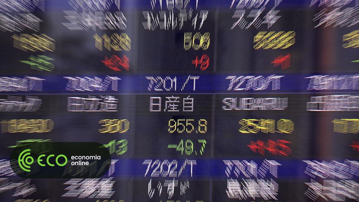 Na China e nos Estados Unidos, petróleo, ações e o dólar dos EUA no contrato “Armf”