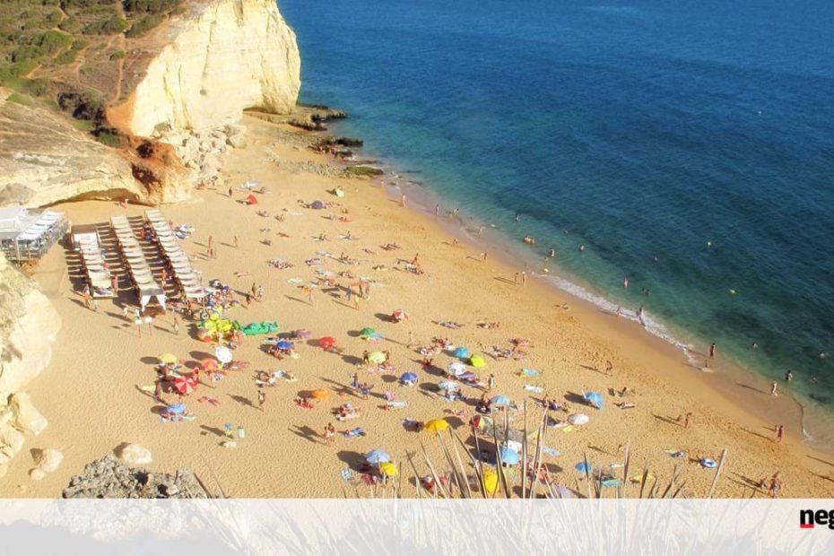Compras em março. Algarve é a área mais afetada - turismo e lazer