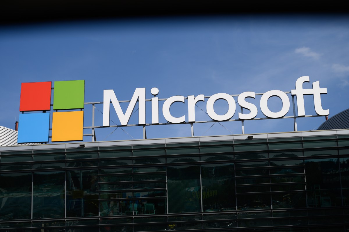 Microsoft adopts Google's standards to link AI agents