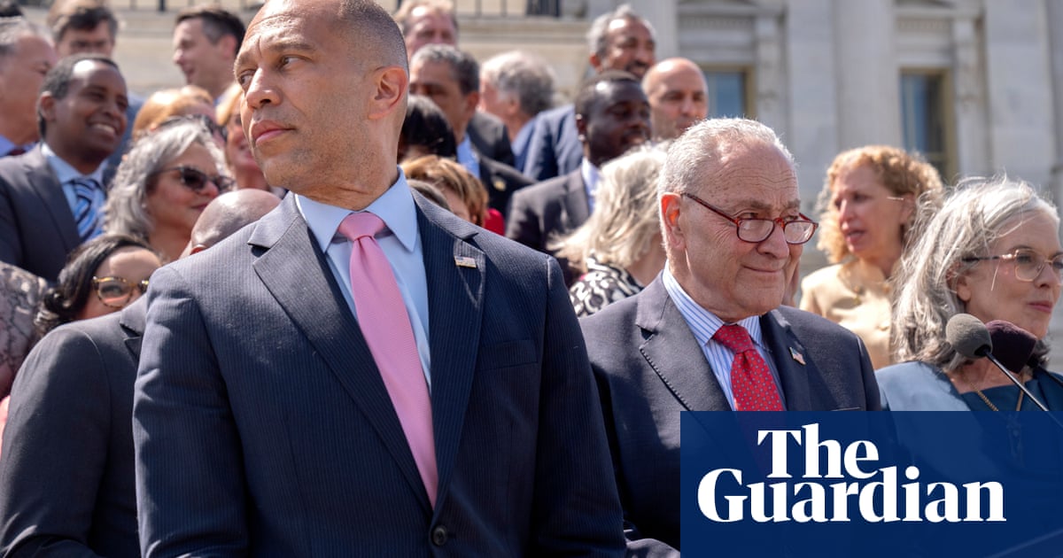 Democrats rally at the U.S. Capitol to denounce Trump's “failure” in the first 100 days | Democrats