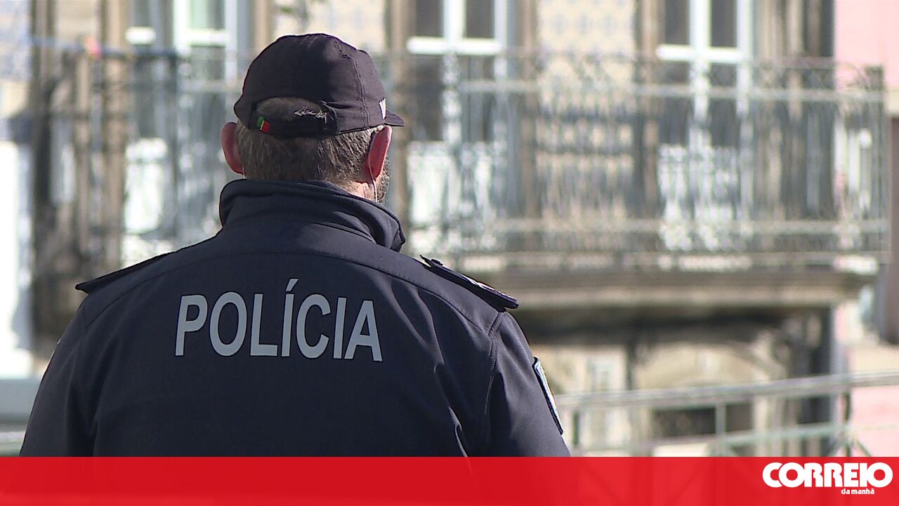 Os três roubaram várias lojas na parte norte do país.
