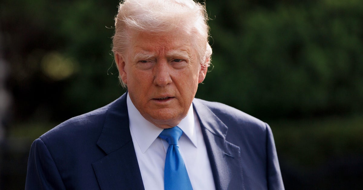 Trump reduces tariffs for automakers by backing down some import duties