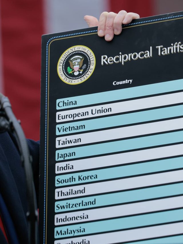 Trump may demand that the Supreme Court stop tariff blocks immediately
