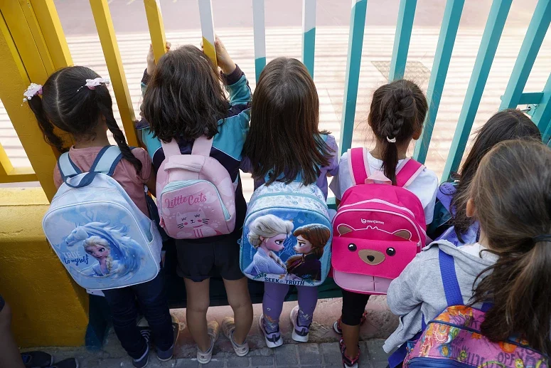 Os testes MODA começam hoje cobertos por ataques de professores