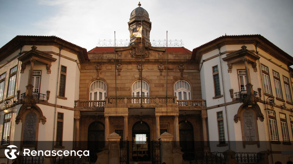 Presidente Águasde Gaia Arguido e suspende a função do crime econômico